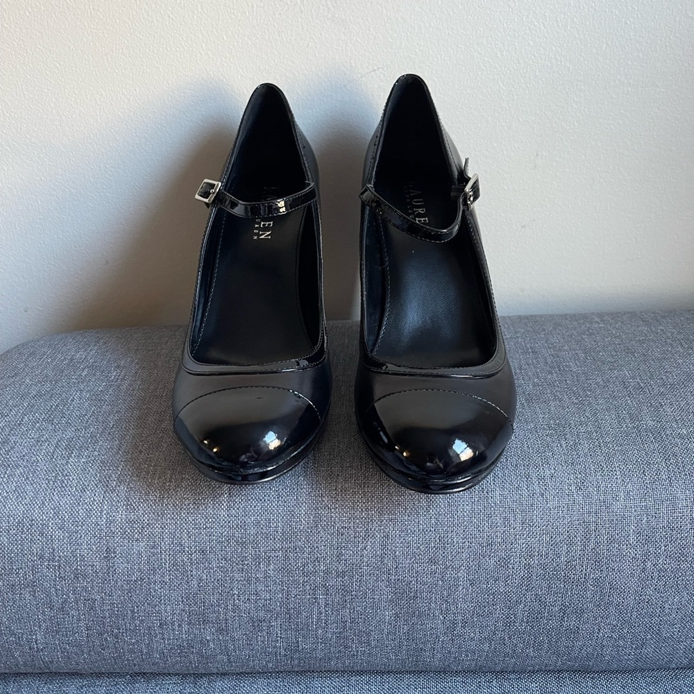 Ralph Lauren leather shoes, size 7